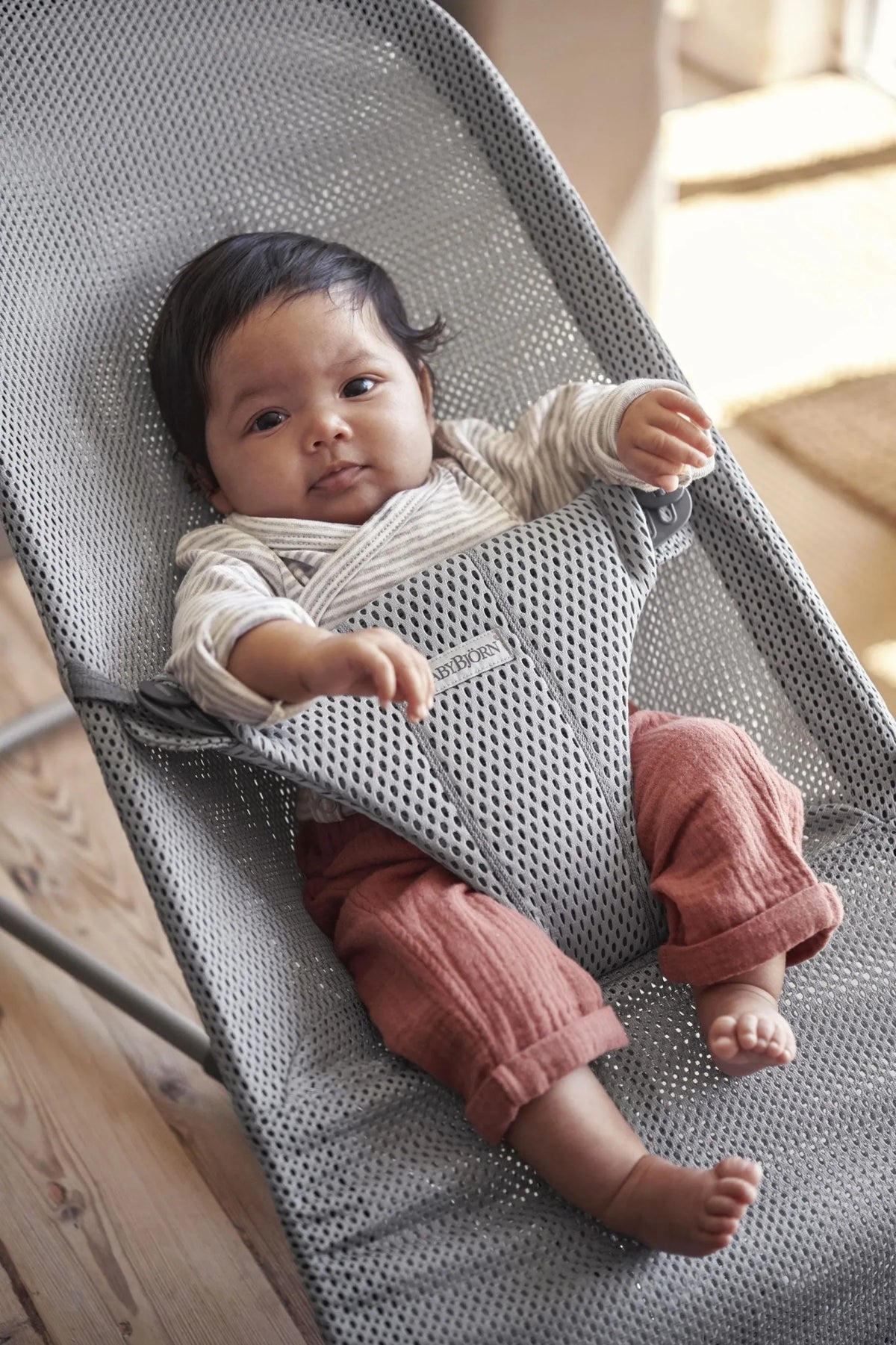 lisbon baby bouncer rental