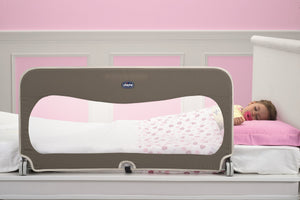 Baby equipment rental in Lisbon, Portugal. Chicco bed barrier for relaxing nights just like home. 