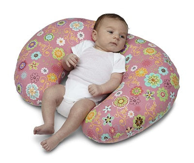 Baby equipment rental in Lisbon, Portugal. Travelling to Portugal with kids? Let's go baby® has baby gear that offer you maximum comfort and security - nursing pillows.
