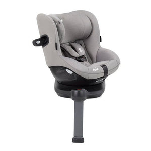 Premium car seat rental in Lisbon