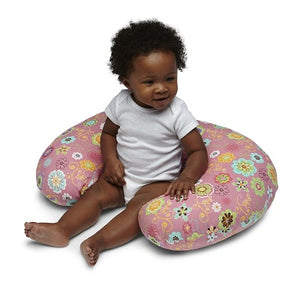 Baby equipment rental in Lisbon, Portugal. Travelling to Portugal with kids? Let's go baby® has baby gear that offer you maximum comfort and security - nursing pillows.